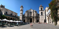 Plaza de la Catedral mit der Catedral de San Cristobal